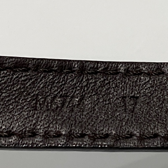 Authentic Louis Vuitton Box It Vernis Bracelet - Picture 3 of 5